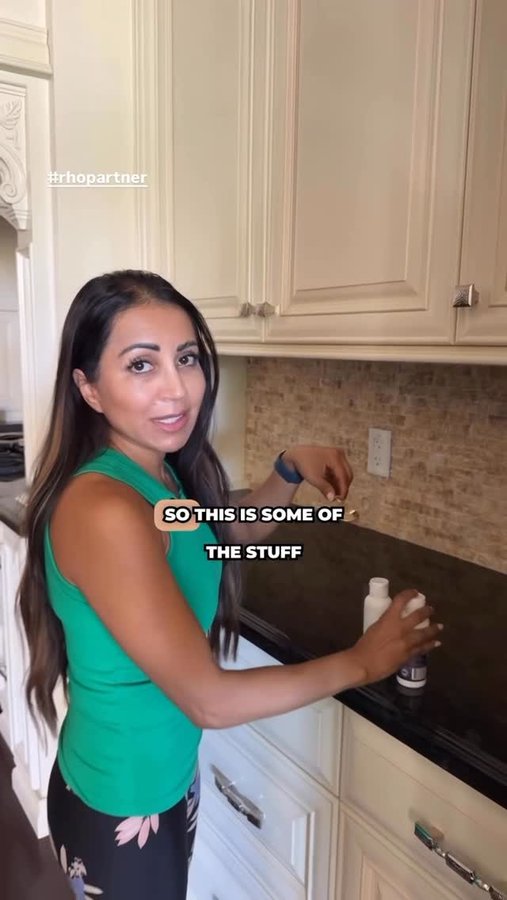 Instagram post by @dramyshah for Rho Nutrition. Caption reads: [...] and glutathione. #rhopartner

These....