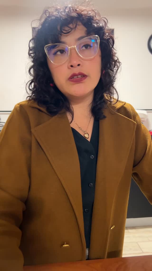 Instagram post by @mama_real_yun for Mercado Libre. Caption reads: @mercadolibre.mex #FechaDoble....