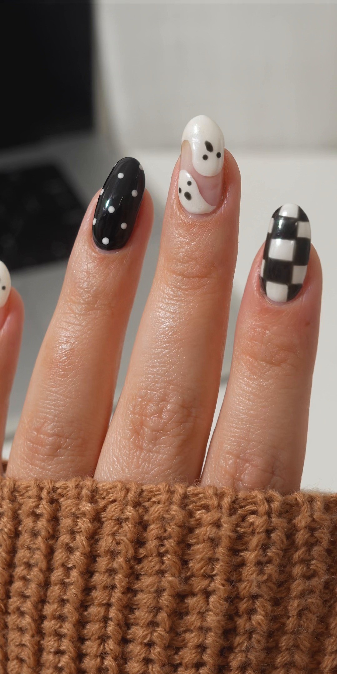 Instagram post by @jauntyjuli for Sally Beauty. Caption reads: This ghost’s got main character energy 👻💅....