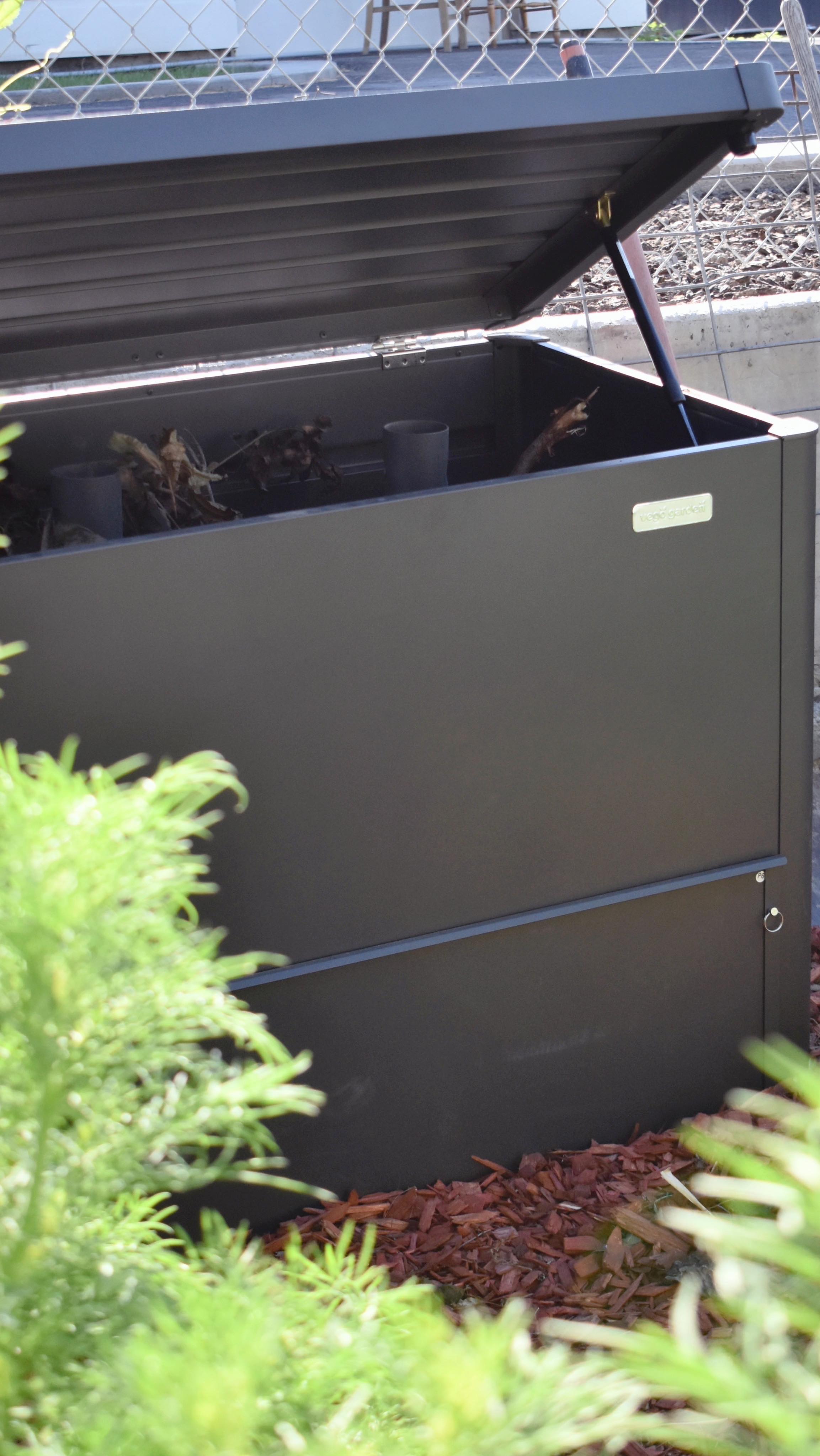 Instagram post by @bossbabykiki for Vego Garden. Caption reads: With fall around the corner, it’s the perfect time....