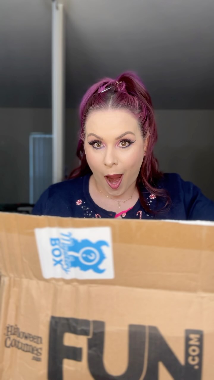 Instagram post by @deadly_777 for FUN.com. Caption reads: A surprise box from @fundotcom_ #funfluencer....