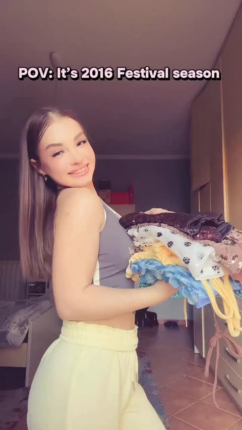 Instagram post by @itsme_erta for ROMWE. Caption reads: 🌺All outfits from @romwe . . . . 🌺Coupon Codes....