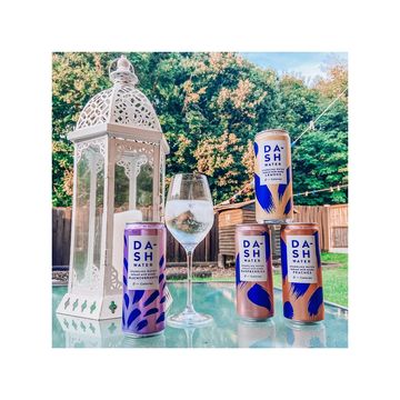 Instagram post by @mum2ourthreepickles_ for DASH Water. Caption reads: #AD  G A R D E N  D R I N K S .. 🧉⁣
⁣
I’m loving....