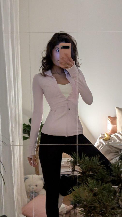 Instagram post by @annaiannaiannaianna for Urban Outfitters. Caption reads: ad ❄️ the coziest sweater from @urbanoutfitters is....