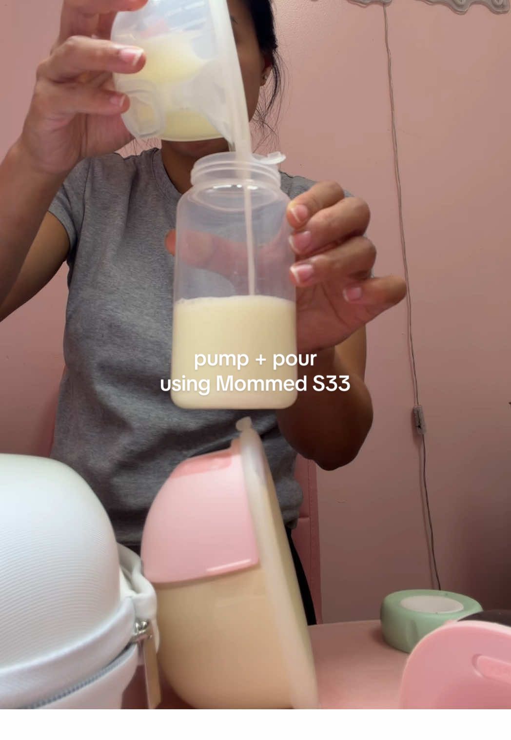 TikTok post by @fitxvy for Mommed. Caption reads: [...] #pumpingmom #oversupply #mommed....