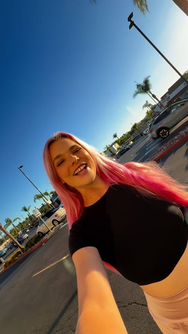 Instagram post by @cgetsnakey for Bushbalm. Caption reads: I really appreciate that @bushbalm is gynecologist....