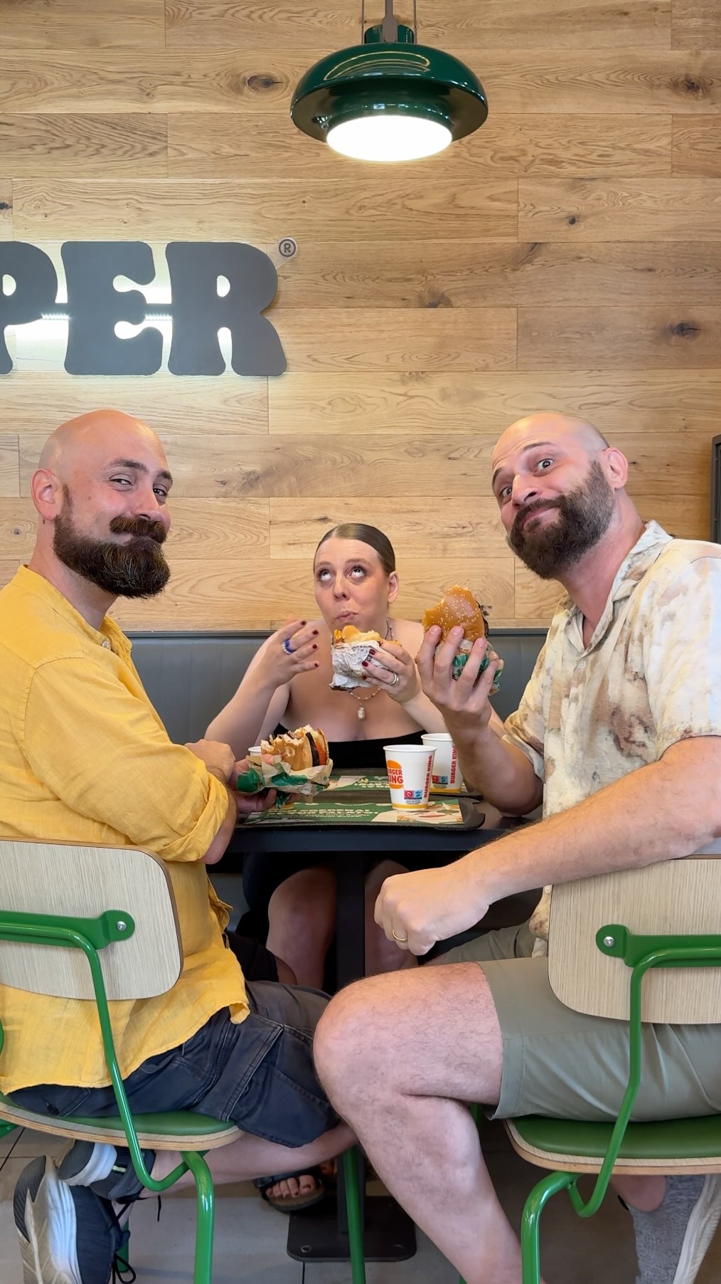 Instagram post by @di.pazza for BURGER KING. Caption reads: Per gli amici che ti chiedono “il panino bello....