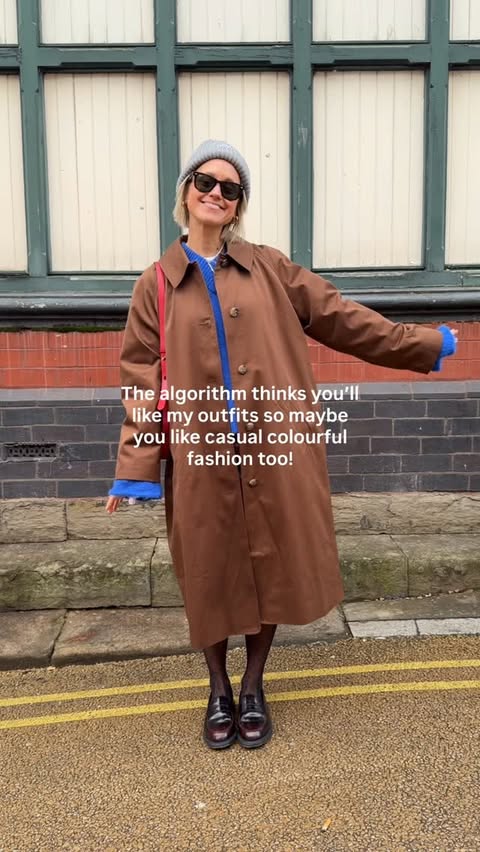 Instagram post by @goodmannersstyle for Sezane. Caption reads: [...] you’re in the right place 🫶🏼🤎....