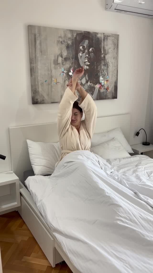 Instagram post by @aleksic_twins for Swanson Health. Caption reads: #ad #swansonpartner Starting my mornings with....