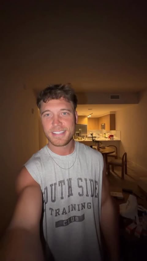 Instagram post by @jimmypresnell for Keeps. Caption reads: [...] service 🫶🏻🫶🏻

@livelifeinflow....