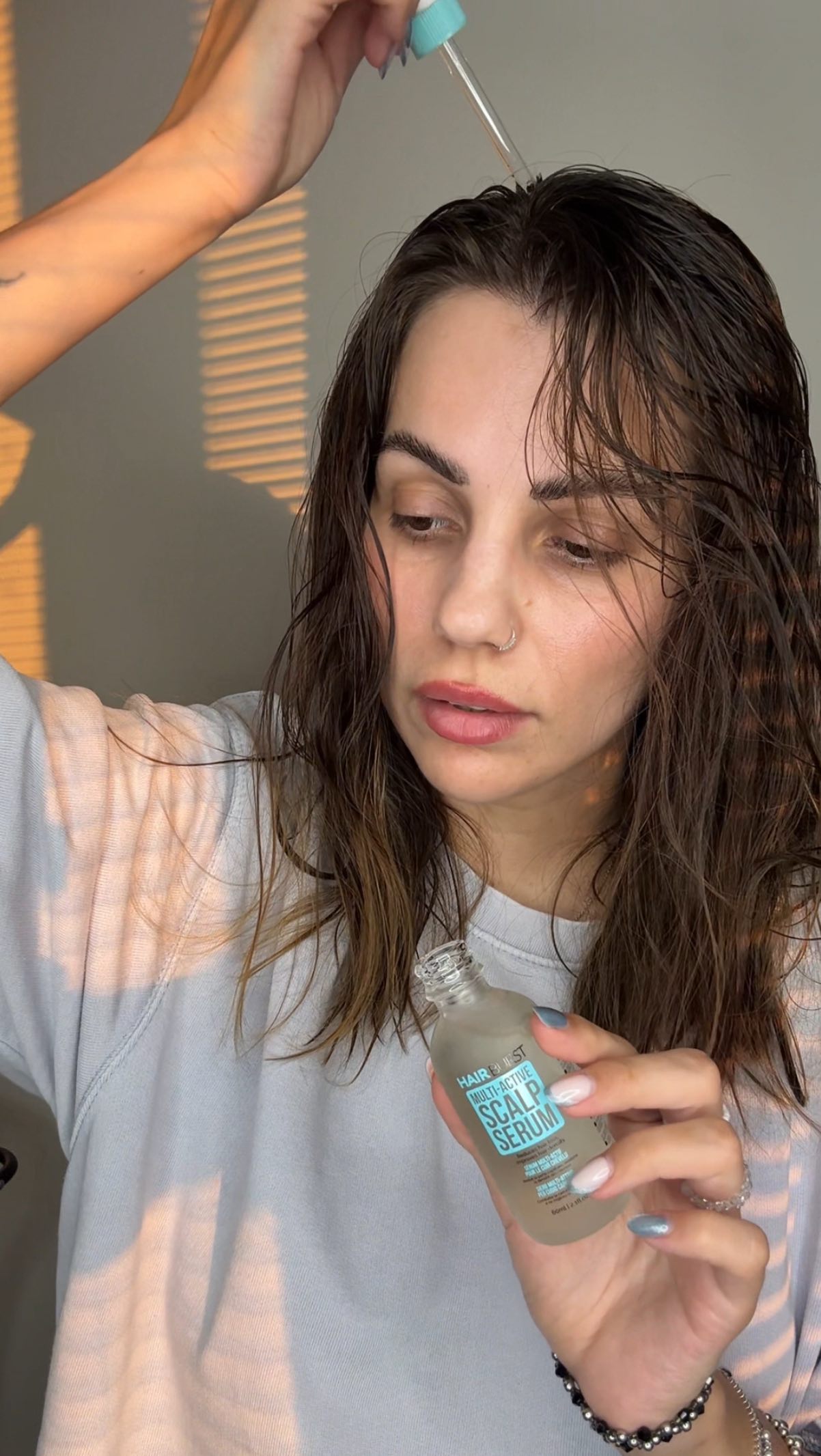 Instagram post by @pavlina_tkach for Hairburst. Caption reads: 🌸 Kúty? Vypadávanie? Záchrana existuje – a volá....