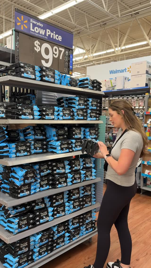 Instagram post by @melissathompsonhome for Dude Wipes. Caption reads: ✨ Potty training made easier ✨ As a mom of two,....