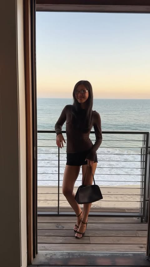 Instagram post by @allyqueeks for Intimissimi. Caption reads: [...] vlog of my day in los angeles :)....