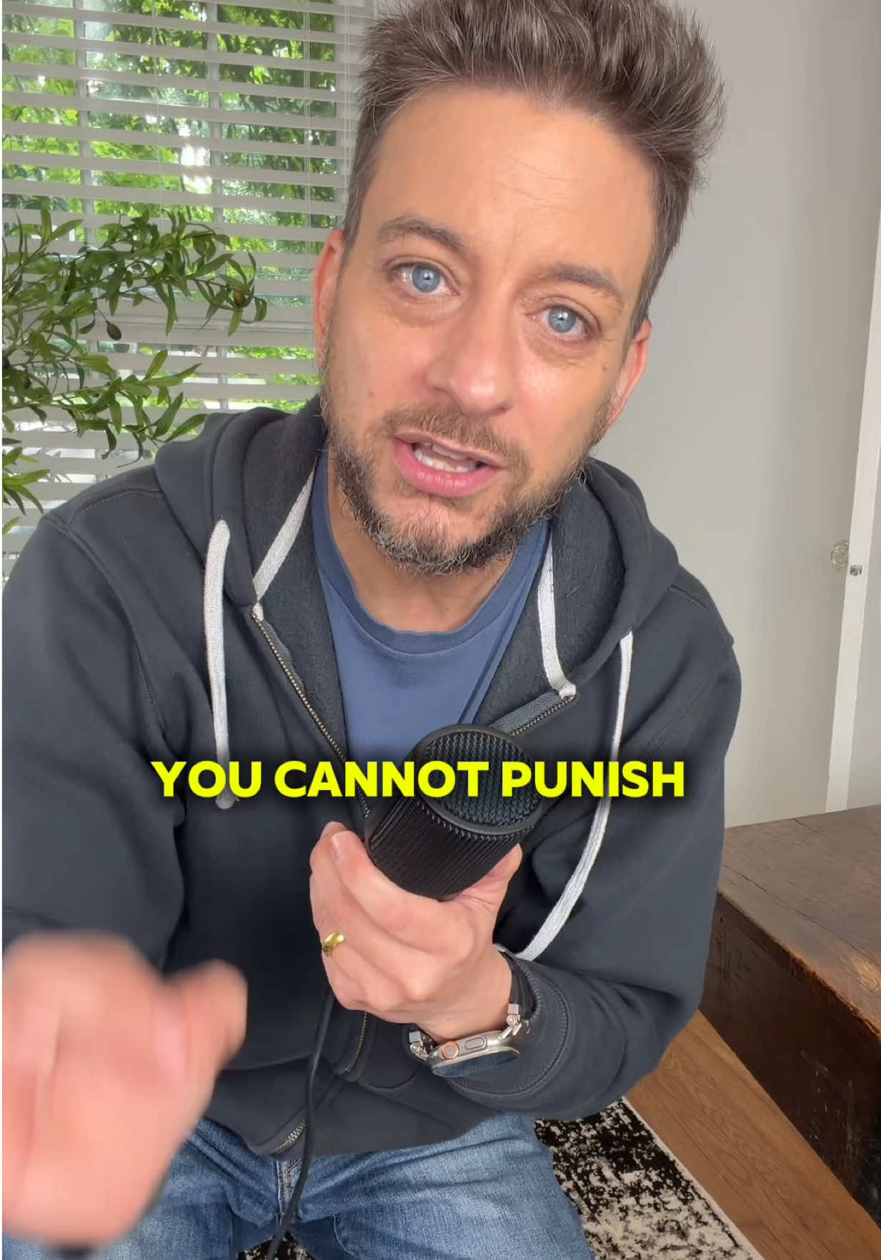 TikTok post by @thezakgeorge for Pupford. Caption reads: [...] access to my free 30 day guide at....