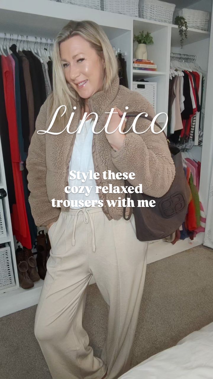 Instagram post by @carlyannstyle for Linticoshop. Caption reads: [...] Collection by sustainable brand @linticoshop....