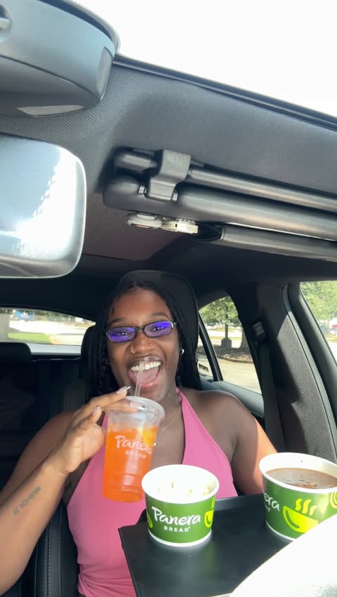 Instagram post by @sharidyonne for Panera Bread. Caption reads: [...] those points. Collect that DRINK🤞🏾.....
