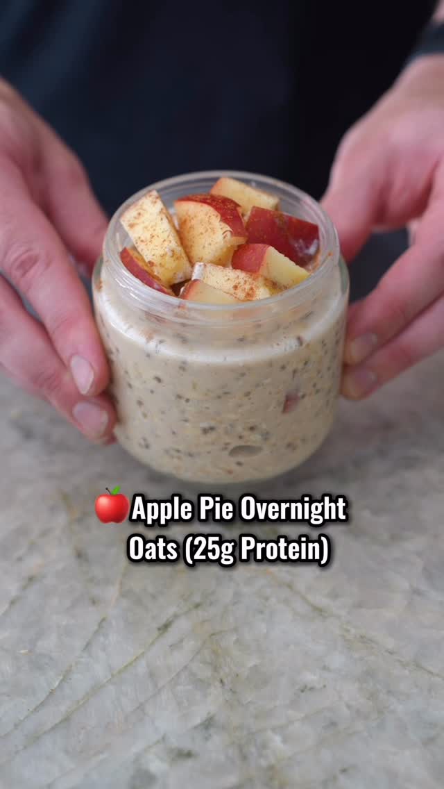 Instagram post by @justinanderson_fit for Bob's Red Mill. Caption reads: Apple Pie Overnight Oats (25g Protein). Perfect....