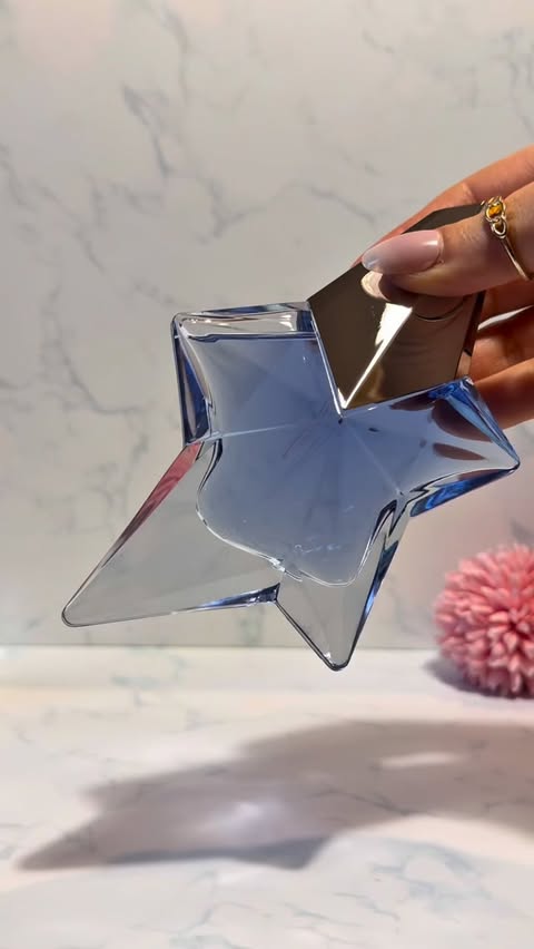 Instagram post by @glambyghiz for Mugler. Caption reads: [...] ? Which scent are you?
•
•
Gifted|Ad....