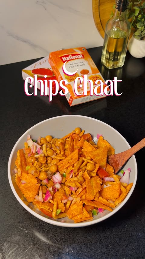 Instagram post by @faryals_fusion for National Foods. Caption reads: [...] • Mix well and enjoy instantly! 🤤🥄....