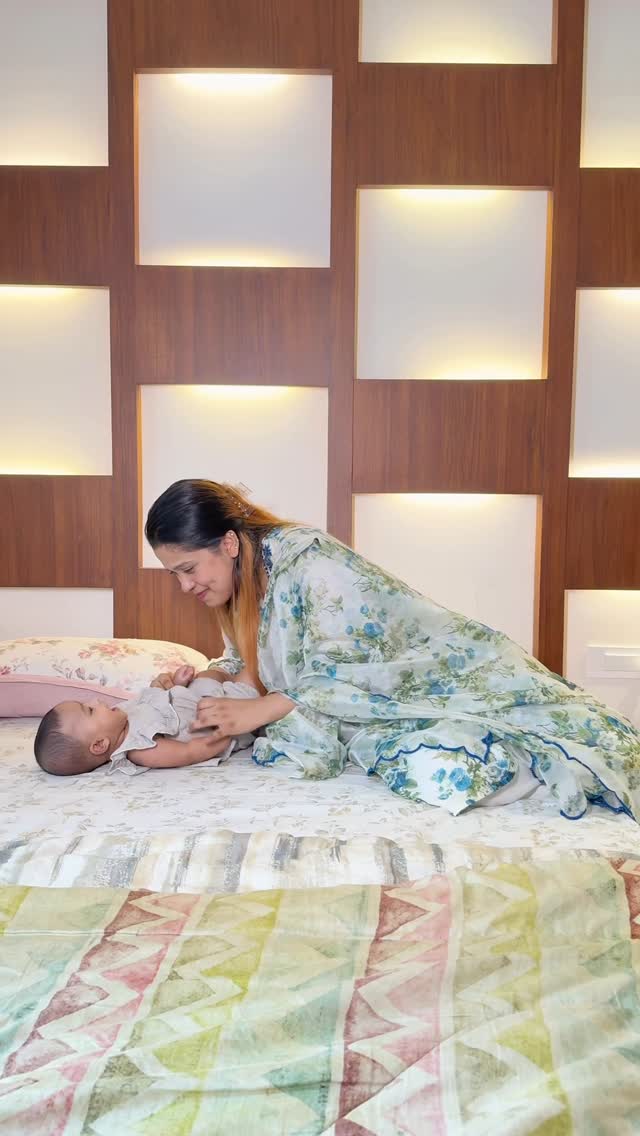 Instagram post by @dr.heba_youshraa for Philips News. Caption reads: Motherhood isn’t always easy, but some things can....