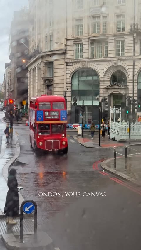 Instagram post by @liolaliola for Radisson. Caption reads: ad A stay that turns your London visit into an....