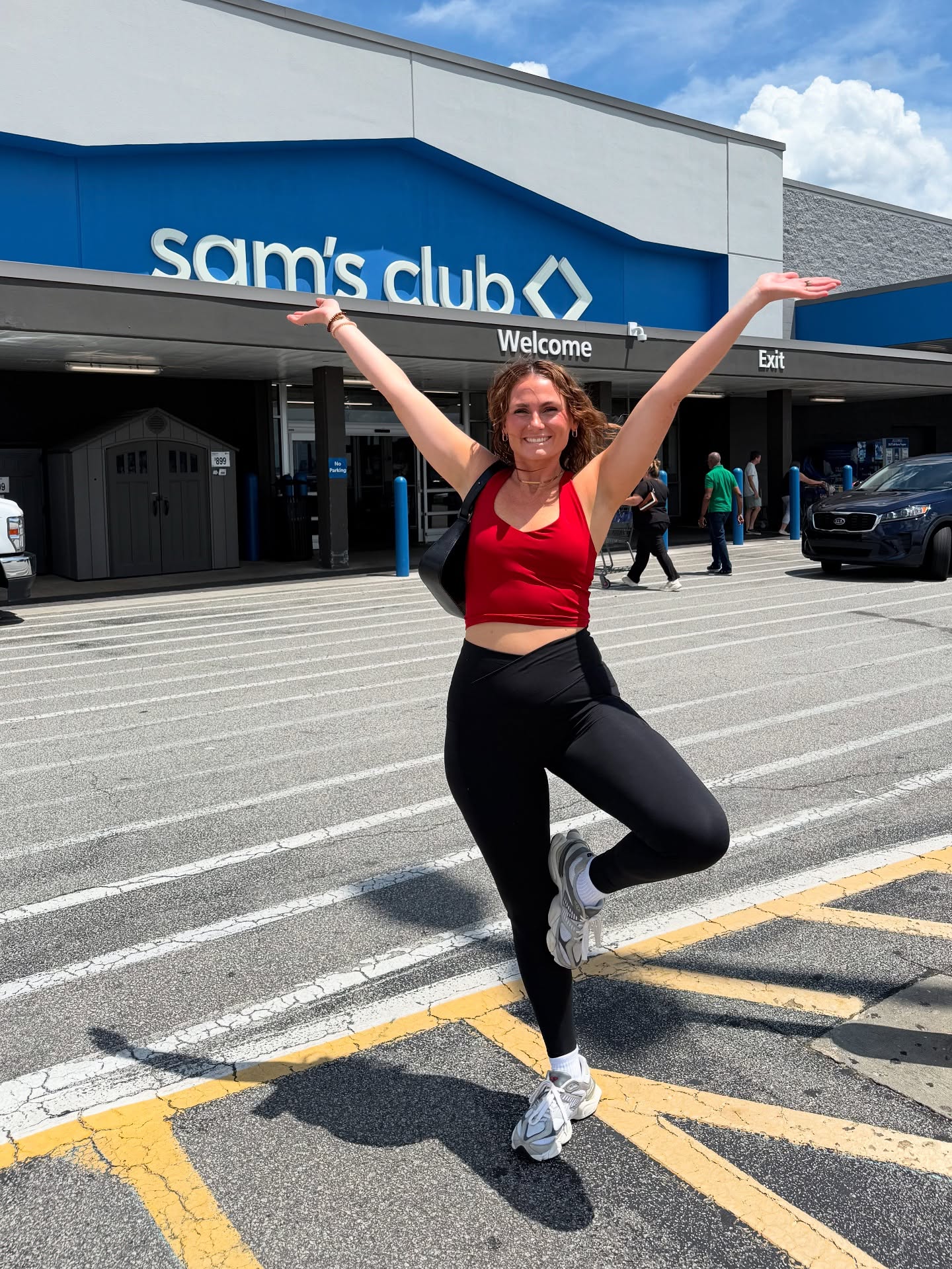 Instagram post by @_jessica_roderick for Sam’s Club. Caption reads: From cutie clothes, to easy dinners, to buying in....