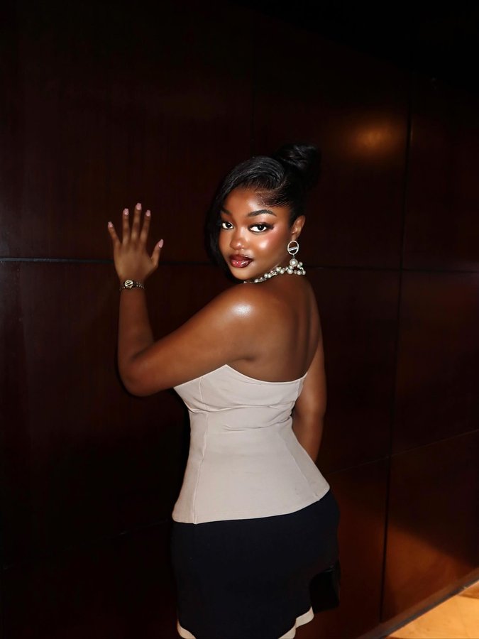 Instagram post by @francesnwabunike for Michael Kors. Caption reads: Top pick💕✨

See you today by 5pm on Ruth kadiri....