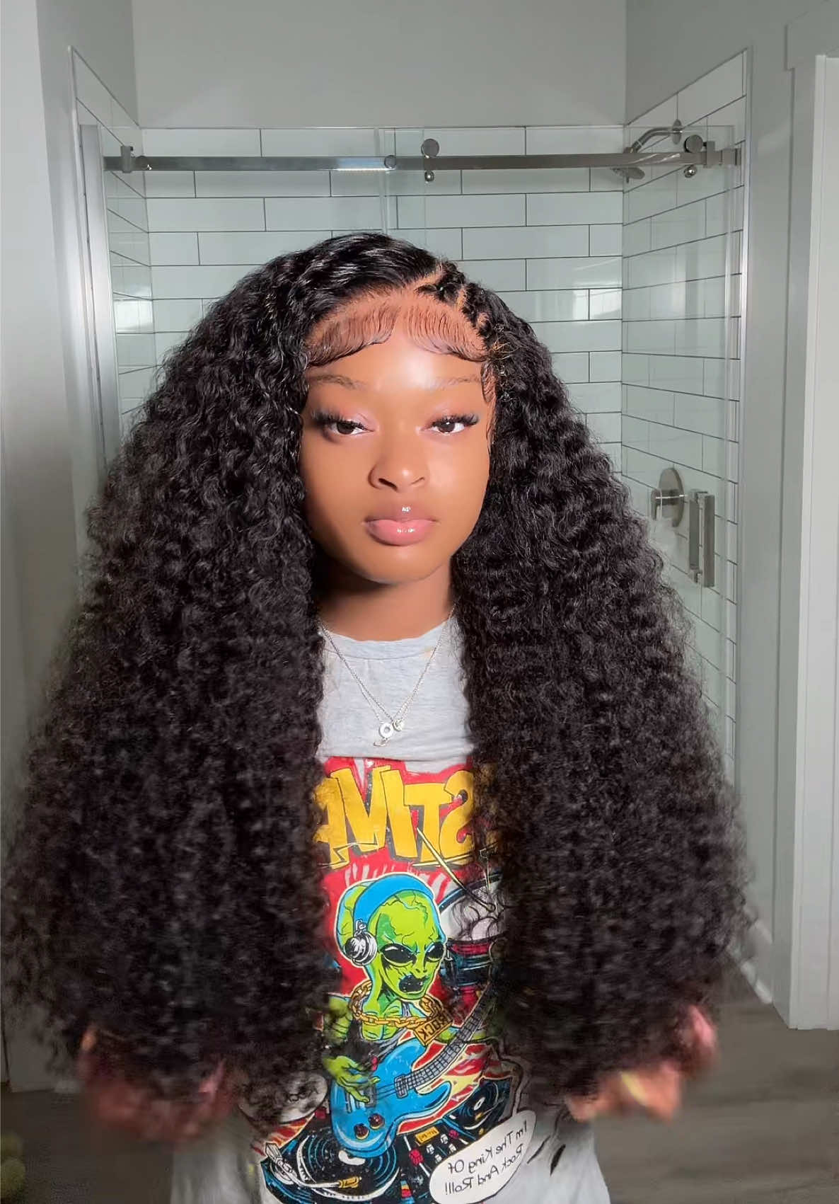TikTok post by @miss.kayllo for Cynosure Hair. Caption reads: Hair from: @Cynosure Hair Shop /....