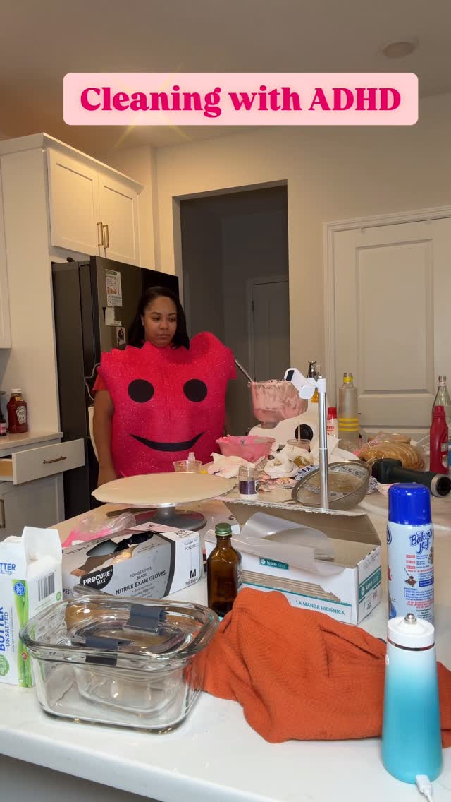 Instagram post by @kimmyskreations.1 for Scrub Daddy. Caption reads: After I made my sister’s birthday cake…my kitchen....