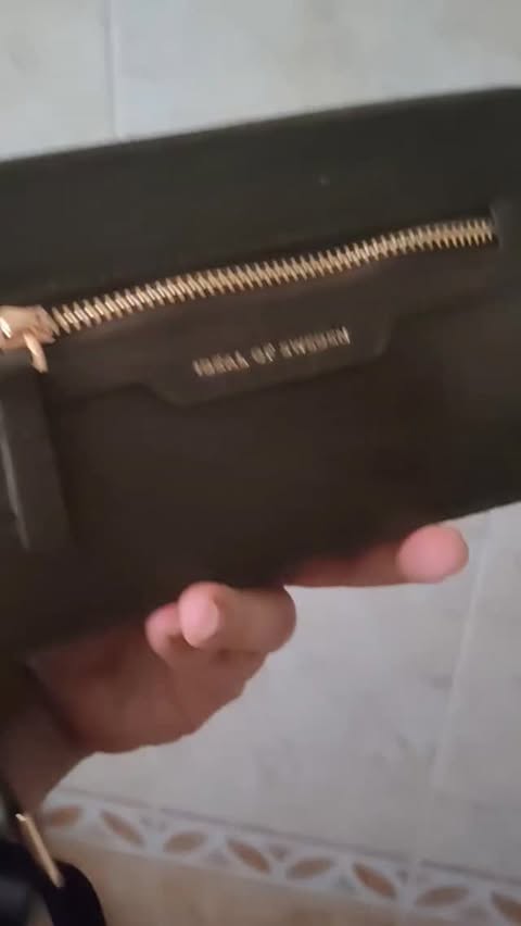 Instagram post by @frannola for idealofsweden. Caption reads: It's black Friday! On IDEAL of Sweden everything....