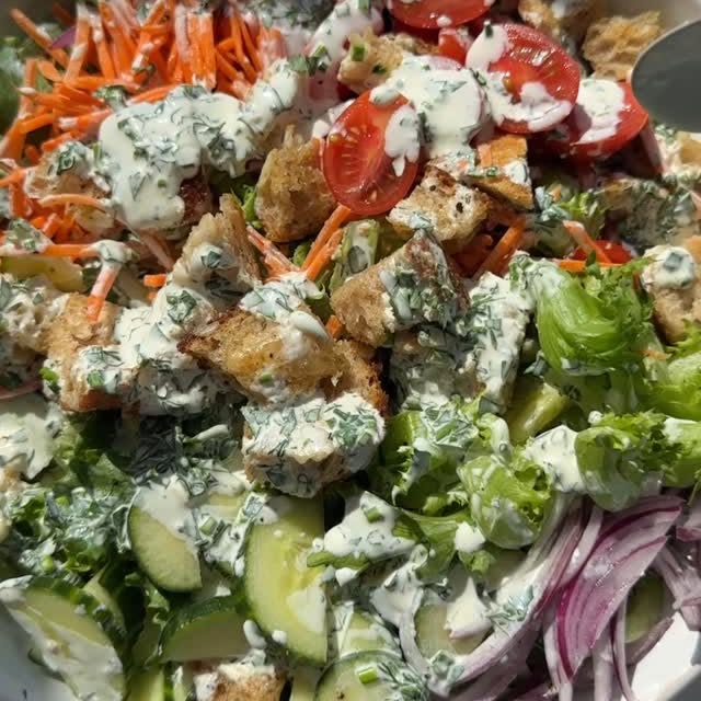 Instagram post by @allthehealthythings for Little Leaf Farms. Caption reads: NEW!! ✨my go-to house salad with cheesy garlic....