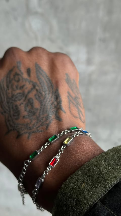 Instagram post by @laperlenoire_____ for Trendhim. Caption reads: AD trendhim | ACCESSORIZE !.