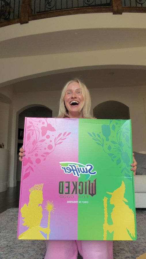 Instagram post by @rebekahbean for Swiffer. Caption reads: @swiffer understood the assignment with this....