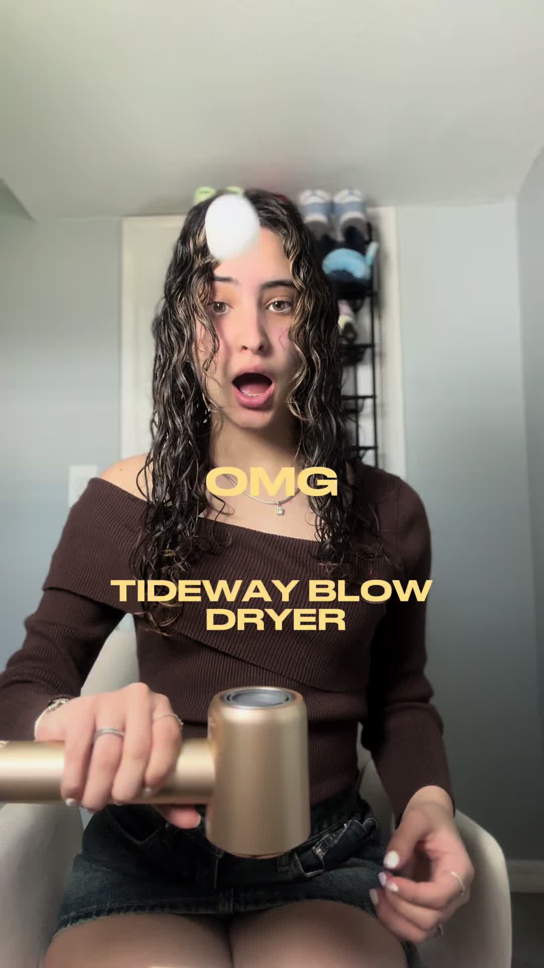 TikTok post by @arlyynn_f for Tideway. Caption reads: @Tideway #hair #secadora #paratii #tiktokviral....