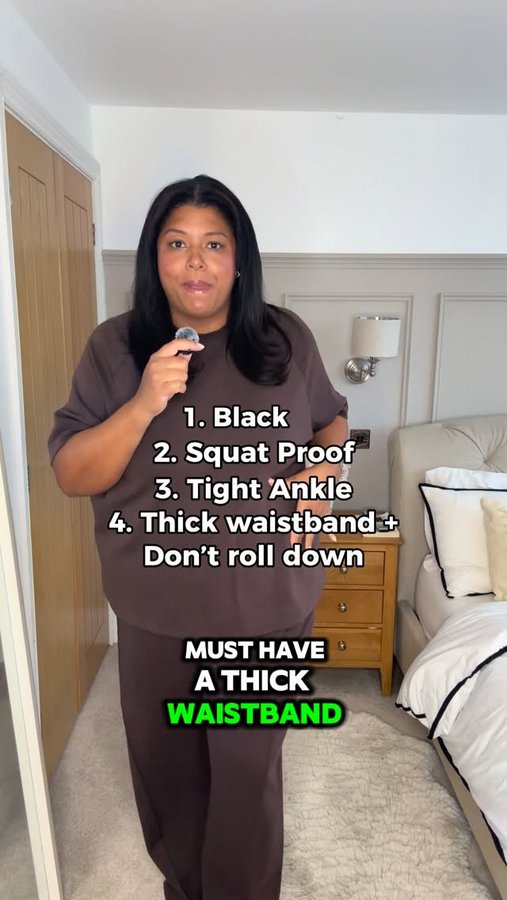 Instagram post by @lux_island for Snag Tights. Caption reads: Ad. Leggings Season🍁🍂 LUX10 for 10% OFF!!!!

WOW....