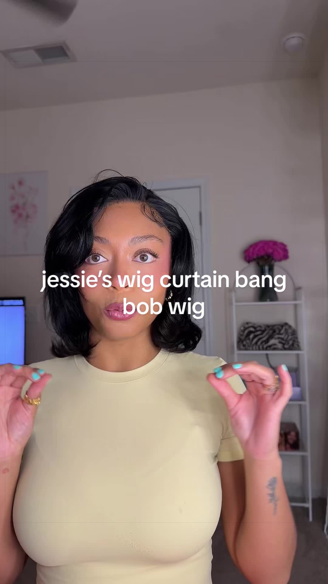 TikTok post by @calibalii for Jessie’s Wig. Caption reads: [...] Wig Store #bobwig #gluelesswig #jessieswig.
