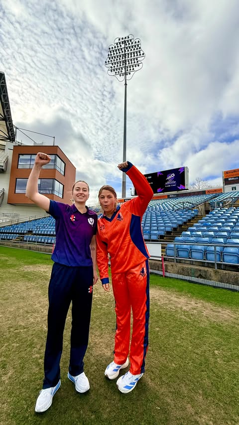 Instagram post by @lexieinyorks for ICC T20 World Cup. Caption reads: 100 DAYS TO GO!! 🏏☀️🏟 The @t20worldcup is coming....