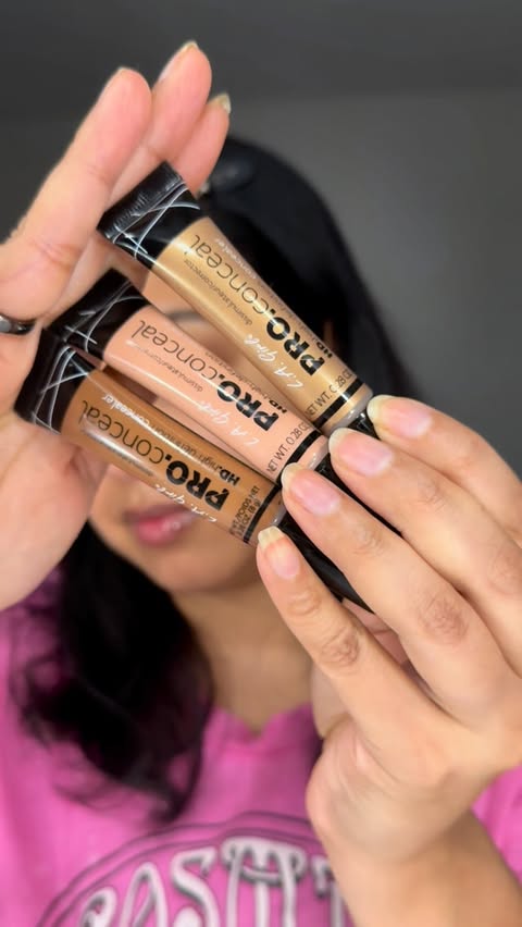 Instagram post by @thepalettelady for L.A. Girl Cosmetics. Caption reads: Serving look with my @lagirlcosmetics faves It’s....