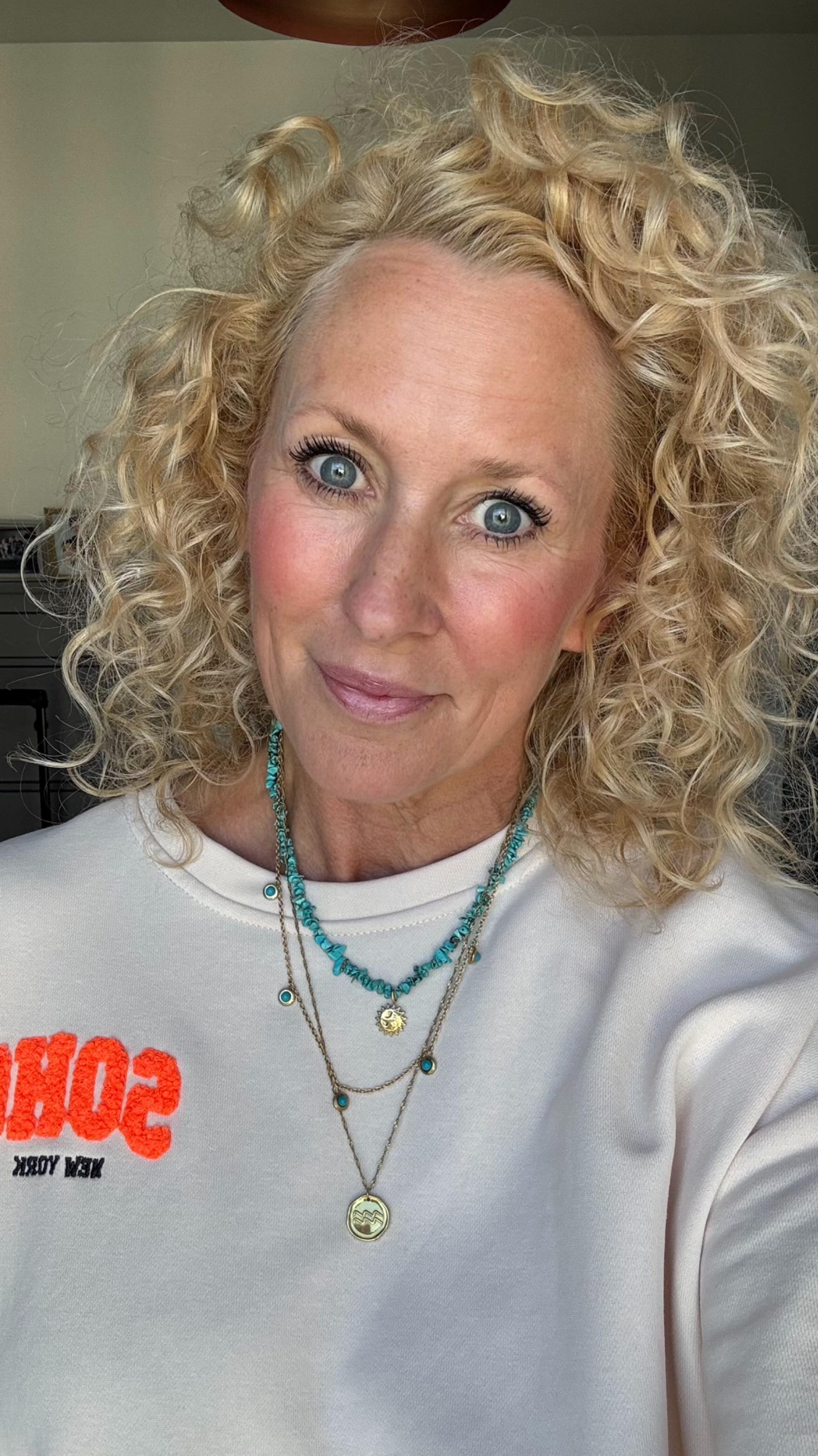 Instagram post by @krissivanderviven for Rosental Organics. Caption reads: S U M M E R  S A L E  bei Rosental Organics bis zu....