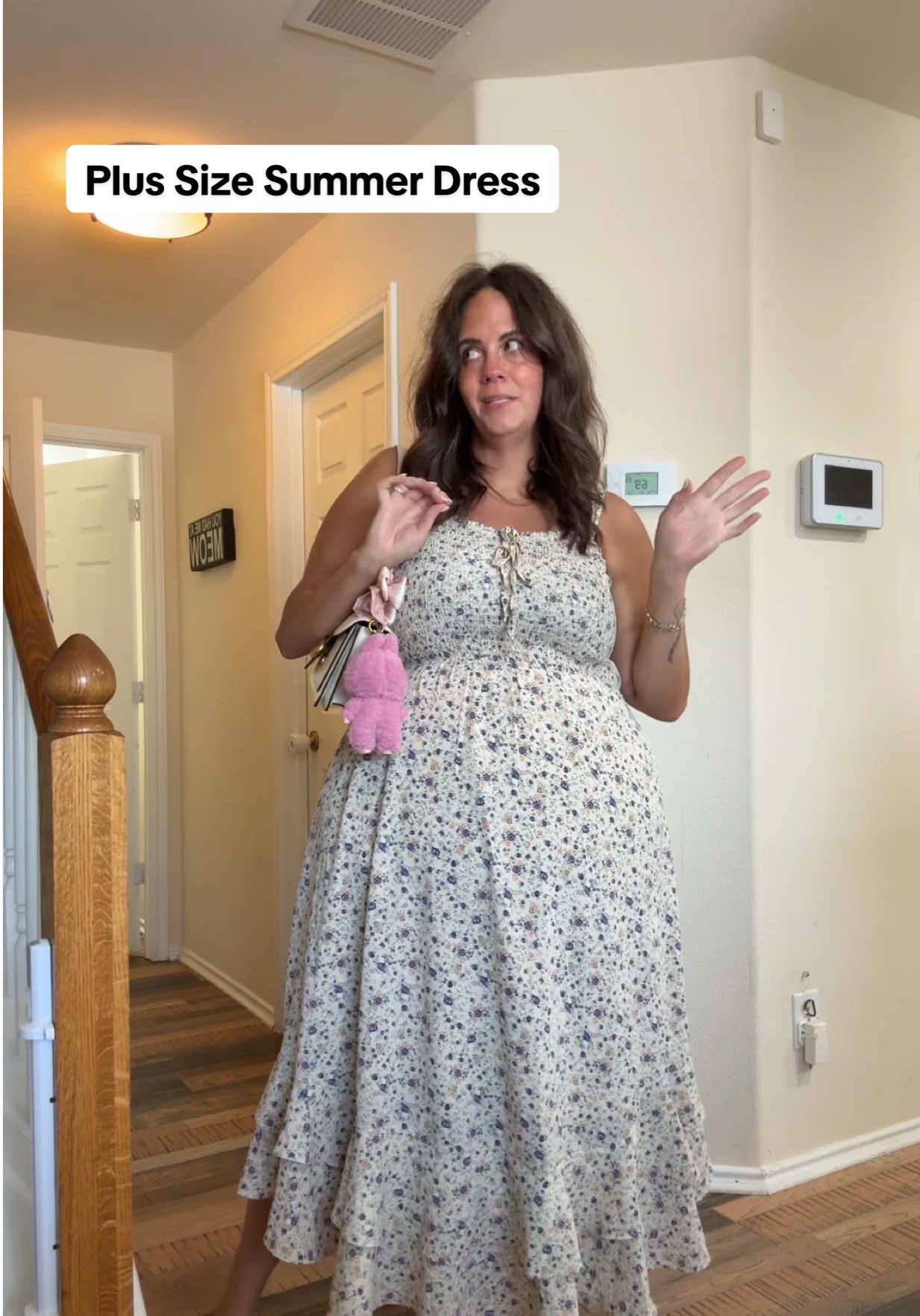 TikTok post by @itslindss for Grace Karin US Shop. Caption reads: Replying to @Elise Salazar this is one of my....