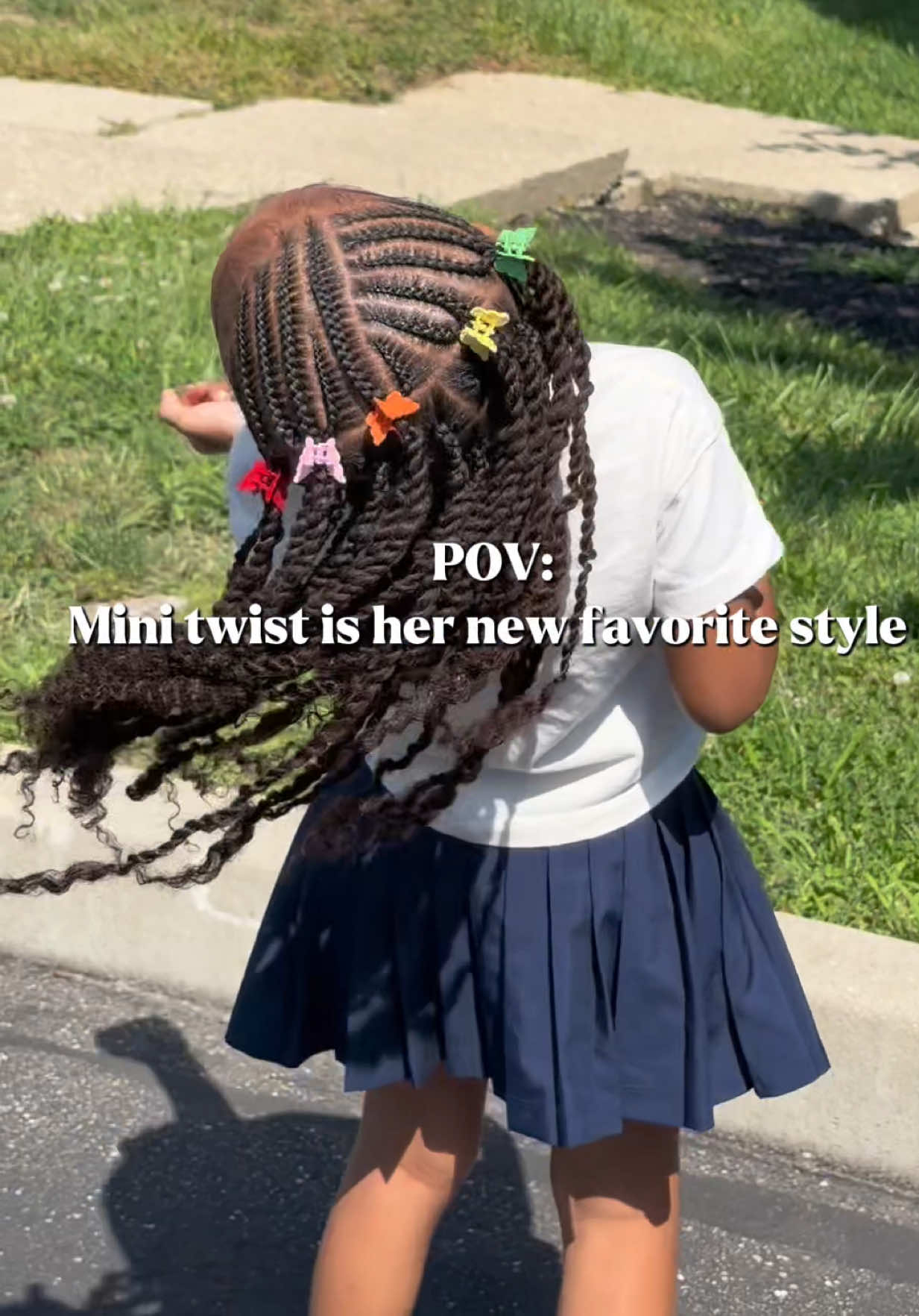 TikTok post by @tamirmariee for Style Icon Hair. Caption reads: [...] kid friendly & very lightweight! 😍 @Style....