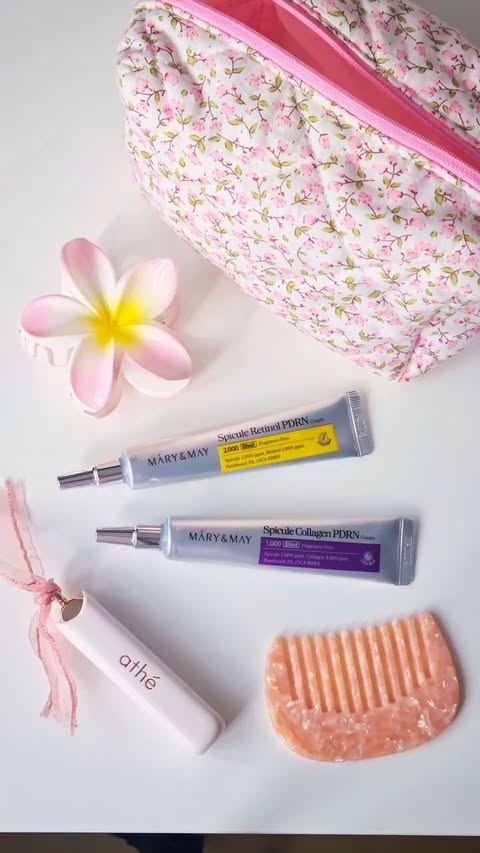 Instagram post by @beautywithmoii for OhMyBeloved. Caption reads: [...] to deliver actives deeper💪🏼 AD....