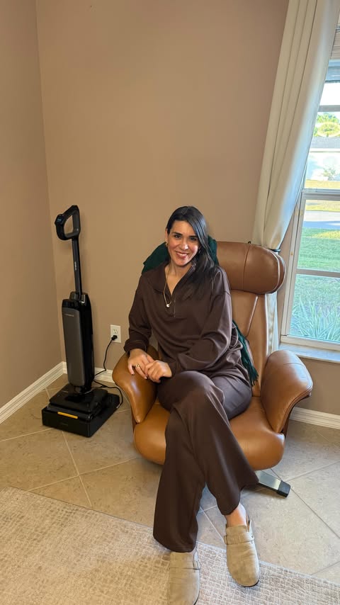 Instagram post by @myusalifee for Tineco. Caption reads: [...] easier and more intentional. ♥️✨

With....