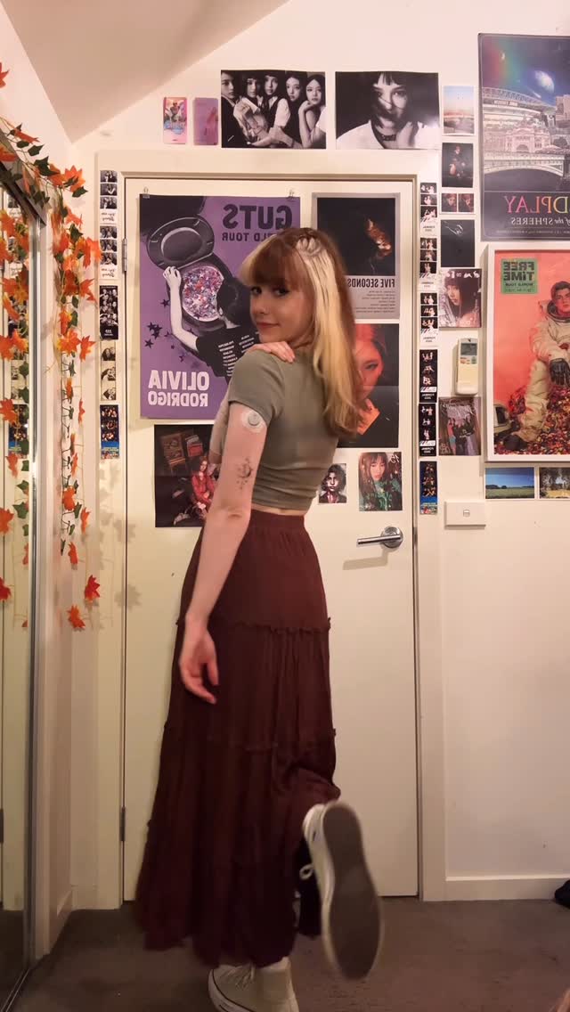 Instagram post by @aliciaadorna for Dexcom. Caption reads: Wear it loud and proud! For everyone rocking....