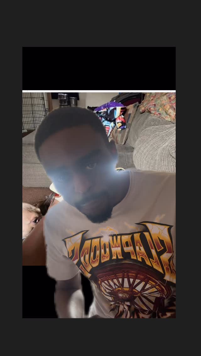 Instagram post by @iamrayyyrayyy for Twitch. Caption reads: [...] YALL TUNE INTO @feed.theculture LIVE ON....