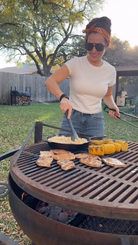 Instagram post by @jesspryles for Kingsford. Caption reads: The new @kingsford Easy Light bag is a total game....