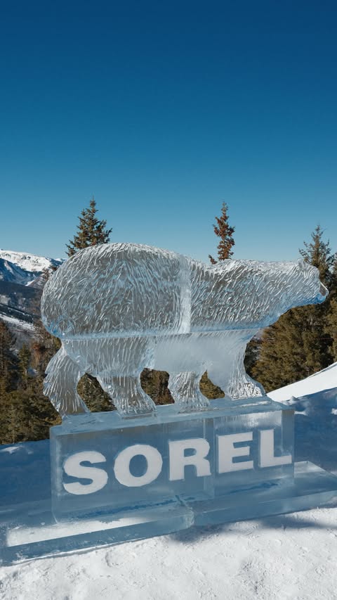 Instagram post by @sophiacuerquis for SOREL. Caption reads: here’s the real tea on the @sorelfootwear brand....
