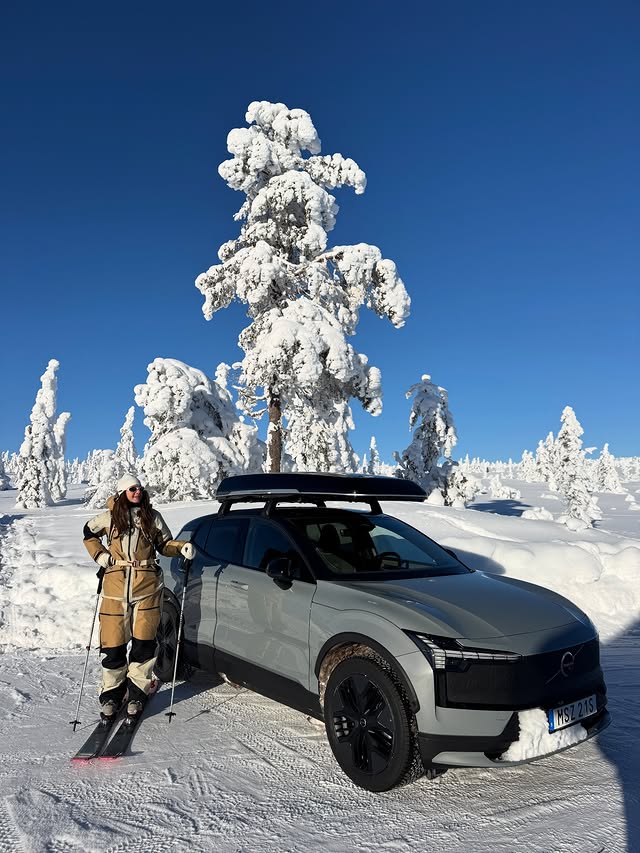 Instagram post by @hildurkarlsson for Volvo Cars. Caption reads: Winter guide to Sälen 💙 ad @volvocarse A place....