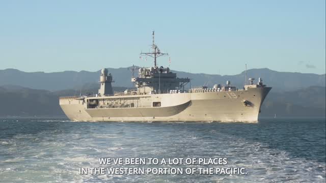 Instagram post by @us7thflt for U.S. Embassy. Caption reads: [...] New Zealand 🇺🇸🇳🇿⚓️ Read more:....