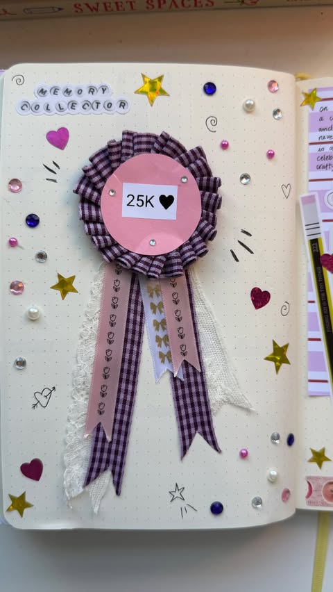 Instagram post by @amarlenepinho for Phomemo. Caption reads: [...] ribbon of course!!) 📔🎀 The Phomemo A30....